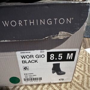 Worthington black 8.5 boots